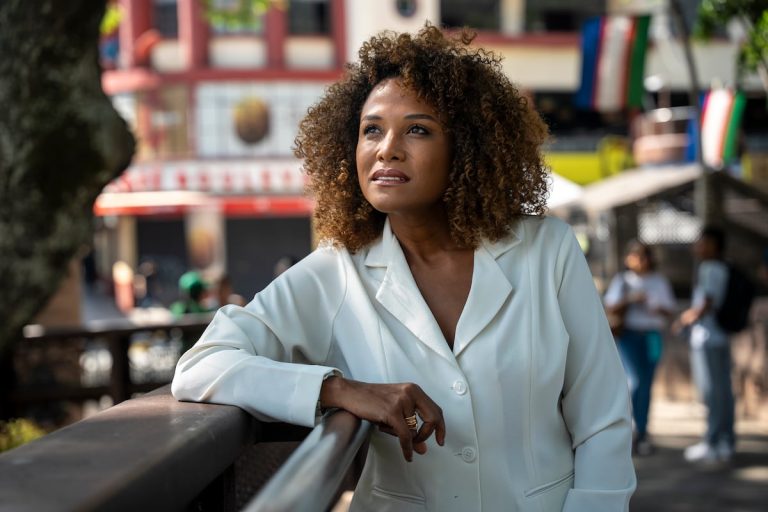 Mábel Lara: “El pelo libre es la metáfora de una sociedad que se atreve a reconocerse”