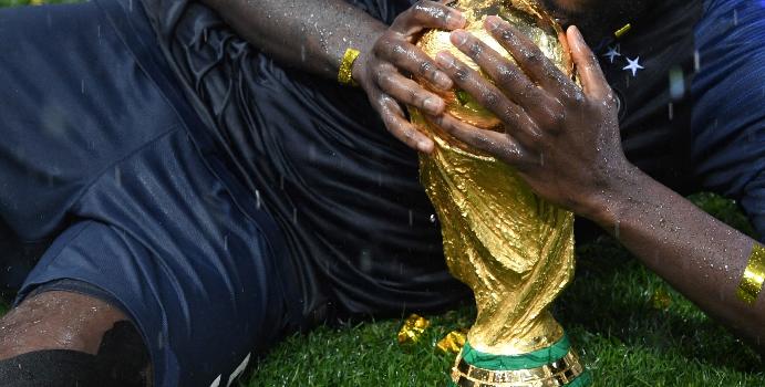 “No hablar, puede matar”, confiesa Umtiti sobre su depresión