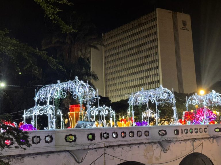 Cierres viales durante temporada del alumbrado navideño en Cali