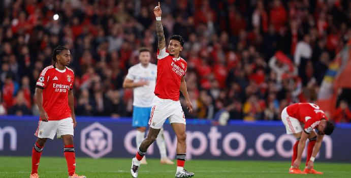 Ríos y Durán marcaron en la jornada 6 de la Champions 2025/26