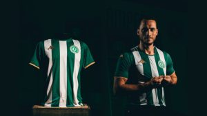 Chapecoense rinde homenaje a Atlético Nacional con su nueva indumentaria
