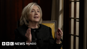 Hillary Clinton acusa al gobierno de Trump de ocultar información de los archivos de Epstein en entrevista con la BBC