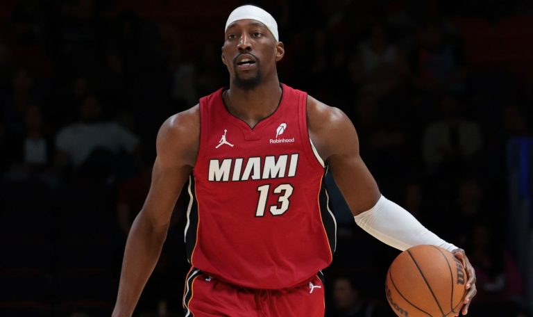 Bam Adebayo se unió al grupo de los 10,000 puntos