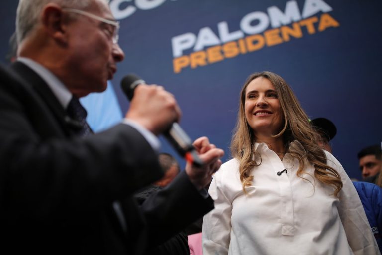 Los presidenciales juegan sus cartas: Valencia va por el centro, los demás guardan posición | Elecciones Presidenciales Colombia