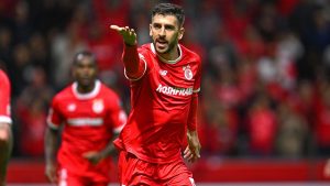 A puro poder, el Toluca acomodó la eliminatoria contra el LA Galaxy