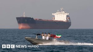 El desafío de Irán a EE.UU. al aumentar el área del estrecho de Ormuz sobre el que reclama control militar