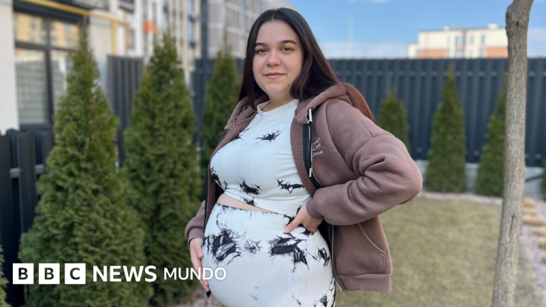 «Voy a tener tantos bebés como mi cuerpo aguante»: cómo la guerra empuja a las mujeres a convertirse en vientres de alquiler en Ucrania