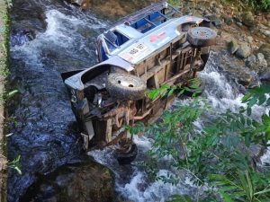 murió el conductor y hay niños heridos
