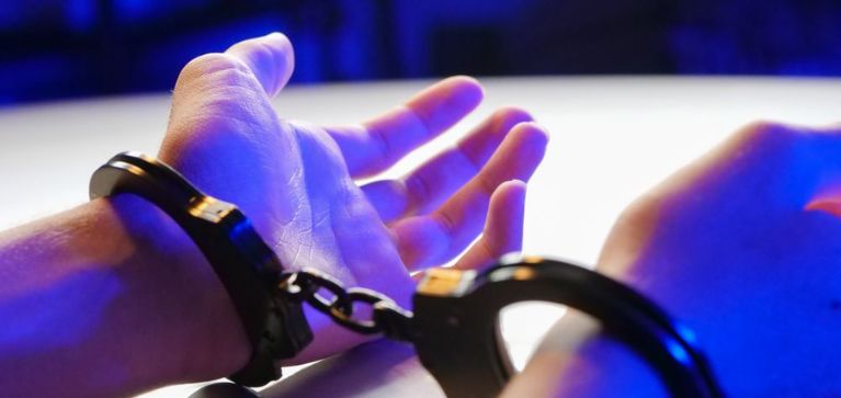 Familia caleña detenida por ICE pide ayuda de Cancillería