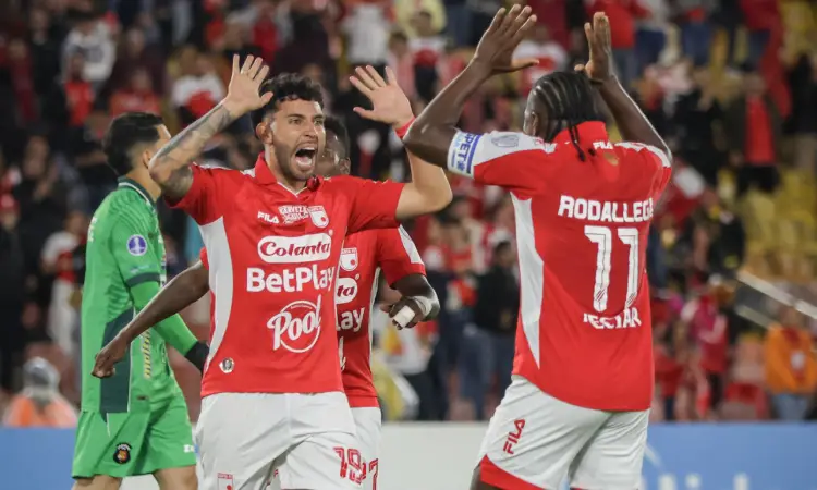 Santa Fe venció a Caracas en la ida de los playoffs de Sudamericana 2026
