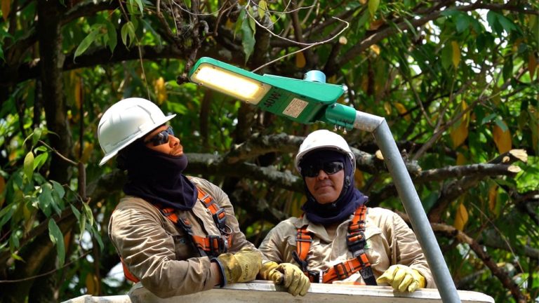 EMCALI abrió convocatoria para modernizar alumbrado de Cali