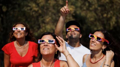 En vivo: Inicia la cuenta regresiva en España para vivir un eclipse solar total único en más de un siglo