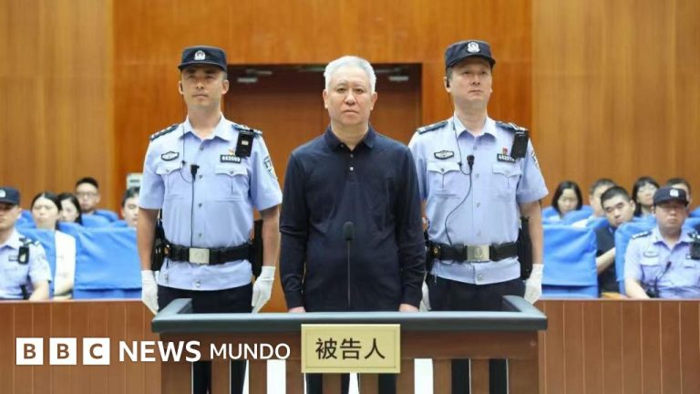 Evergrande: Condenan a cadena perpetua a Hui Ka Yan, fundador del gigante inmobiliario chino