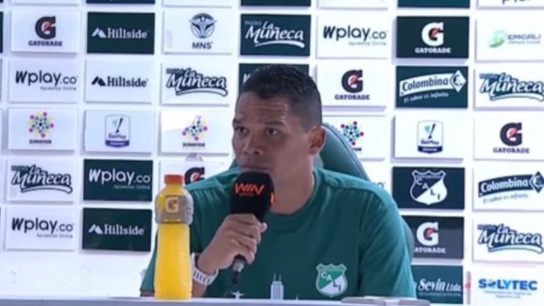 Carlos Bacca tilda de «conformistas» a sus compañeros del Deportivo Cali