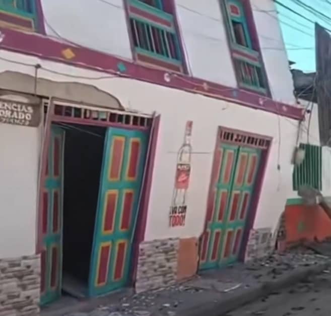El 80 % de El Cairo, Valle del Cauca, quedó destruido tras el terremoto