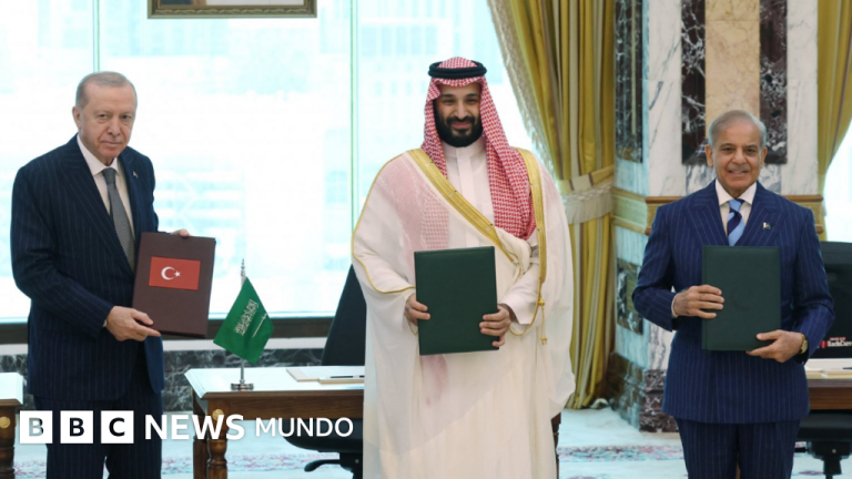El pacto firmado por Arabia Saudita, Turquía y Pakistán en el que declaran que un ataque contra uno de ellos será un ataque «contra los tres»