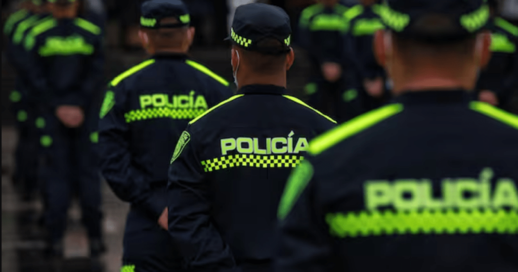 Capturaron a dos policías de Cali acusados de exigir COP 5 millones para evitar captura
