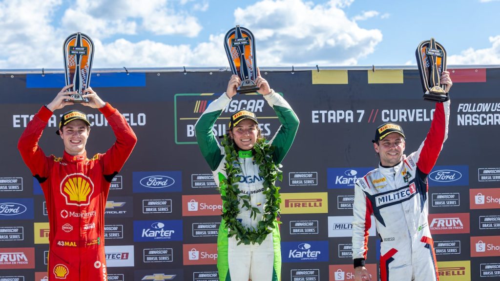 Tatiana Calderón se convirtió en la primera mujer en ganar una carrera en la Nascar Brasil