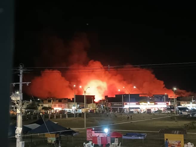Incendio en cultivo de caña amenazó viviendas en Candelaria, Valle