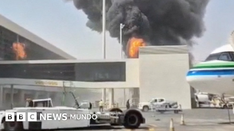 Al menos 13 muertos y más de 300 heridos en un ataque contra el aeropuerto internacional de Riad, que fue golpeado de nuevo el domingo